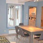 Au Petit Jardin *