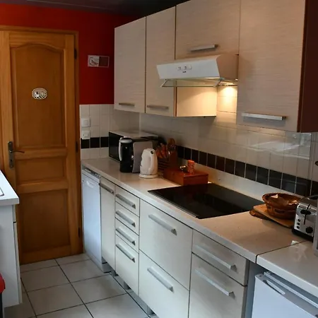 Semesterbostad Au Petit Jardin