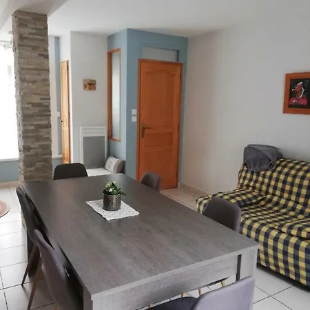 Semesterbostad Au Petit Jardin